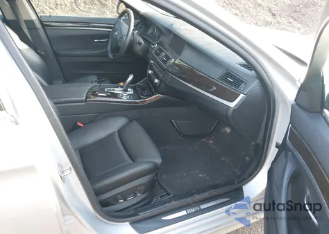 2012 BMW 528I xDrive z USA, uszkodzony, nr VIN WBAXH5C58CDW11755